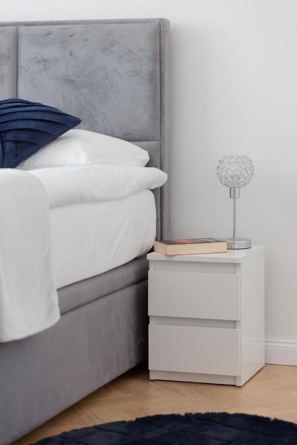 Warsaw Kotsisa Apartments With Parking By Noclegi Renters Esterno foto